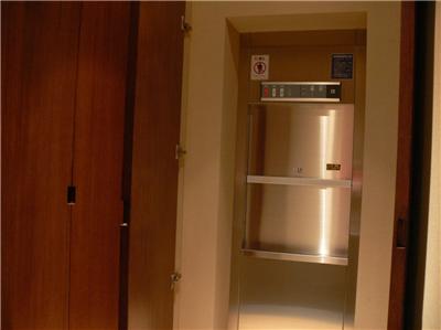 傳菜梯在使用保養(yǎng)的時候這四個問題你要注意了 傳菜梯在使用保養(yǎng)的時候這四個問題你要注意了